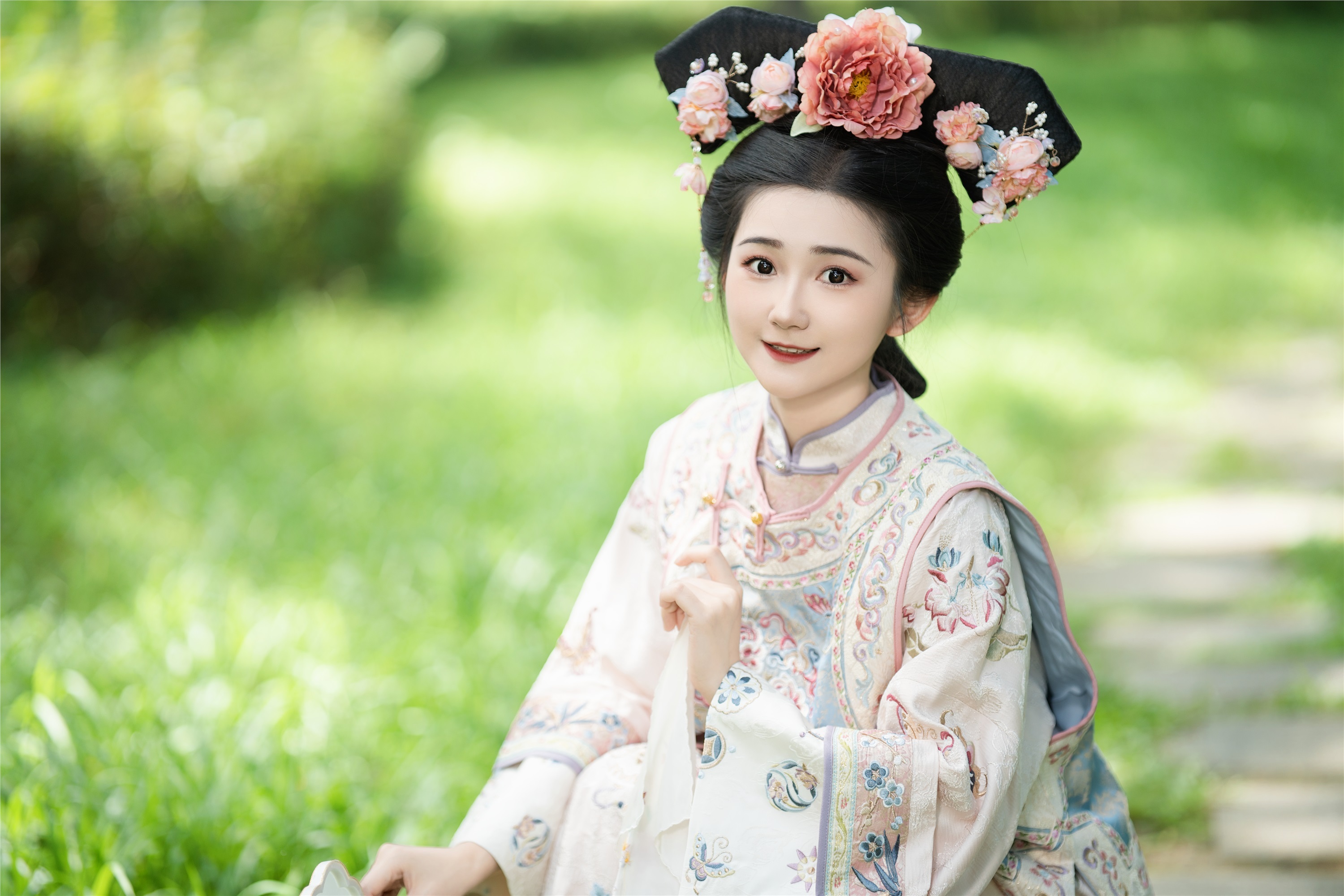 YITUYU艺图语 2025.01.14 活泼的格格 蛋糕的蛋蛋